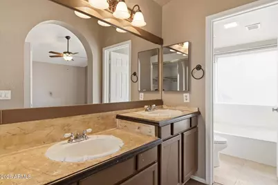 14247 N 23rd Place, Phoenix, AZ 85022 - Photo 17