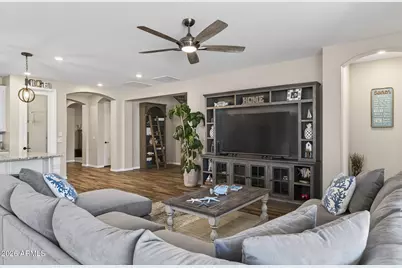 9967 W Pinchot Avenue, Avondale, AZ 85392 - Photo 13