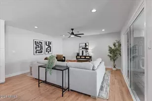 4813 E Koso Ct, Phoenix, AZ 85044 - Photo 7