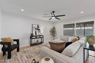 4813 E Koso Court, Phoenix, AZ 85044 - Photo 11