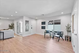 4813 E Koso Ct, Phoenix, AZ 85044 - Photo 5