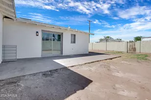 5442 W Edgemont Ave, Phoenix, AZ 85035 - Photo 25