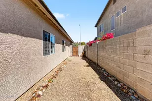 8373 W Mary Ann Dr, Peoria, AZ 85382 - Photo 11