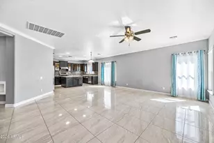 806 S 118th Ln, Avondale, AZ 85323 - Photo 5