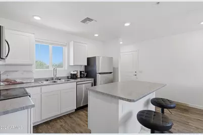 12945 W Greenway Road #P, El Mirage, AZ 85335 - Photo 7