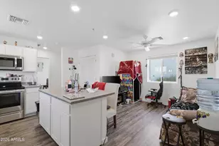 12945 W Greenway Rd, El Mirage, AZ 85335 - Photo 17