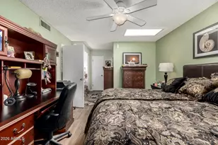 10731 W Salem Dr, Sun City, AZ 85351 - Photo 17