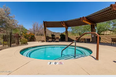 1656 W Cavedale Drive, Phoenix, AZ 85085 - Photo 43