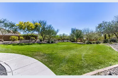 1656 W Cavedale Drive, Phoenix, AZ 85085 - Photo 43