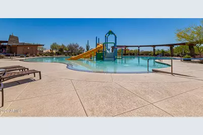 1656 W Cavedale Drive, Phoenix, AZ 85085 - Photo 45