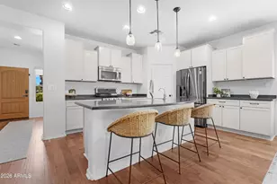 1656 W Cavedale Dr, Phoenix, AZ 85085 - Photo 5