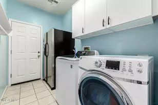 1656 W Cavedale Dr, Phoenix, AZ 85085 - Photo 21