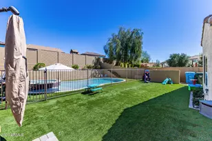 1656 W Cavedale Dr, Phoenix, AZ 85085 - Photo 33