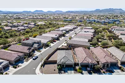 27914 N 19th Drive, Phoenix, AZ 85085 - Photo 43