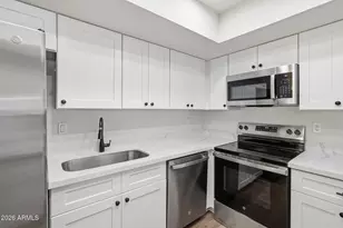 1924 E Duke Dr, Tempe, AZ 85283 - Photo 9