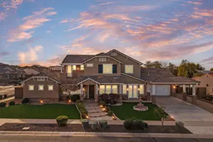 2822 E Constance Wy, Phoenix, AZ 85042 - Photo 1