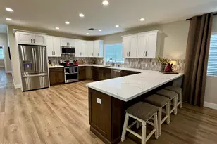 211 S Dakota St, Chandler, AZ 85225 - Photo 3