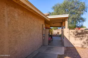 25246 S Pinewood Dr, Sun Lakes, AZ 85248 - Photo 5