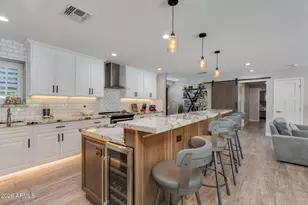 4110 E Hazelwood St, Phoenix, AZ 85018 - Photo 9