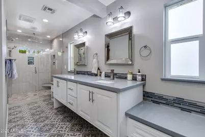 4110 E Hazelwood Street, Phoenix, AZ 85018 - Photo 13