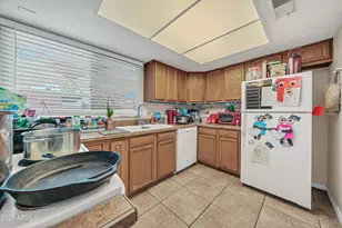 5703 N 43rd Dr, Glendale, AZ 85301 - Photo 11