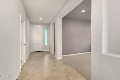 19437 N 110th Avenue, Peoria, AZ 85373 - Photo 3