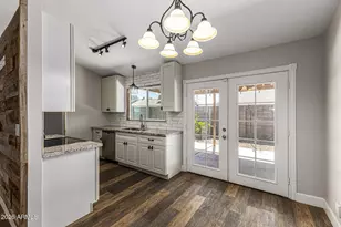 3033 W Potter Dr, Phoenix, AZ 85027 - Photo 9