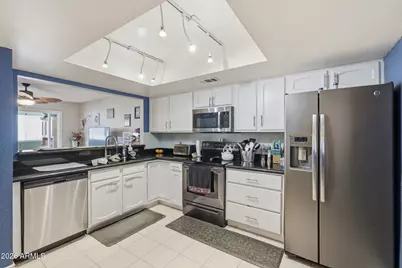 1647 E Wagoner Road, Phoenix, AZ 85022 - Photo 5