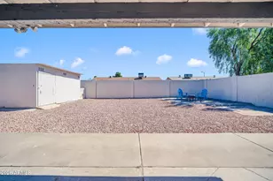 18415 N 33rd Ave, Phoenix, AZ 85053 - Photo 11