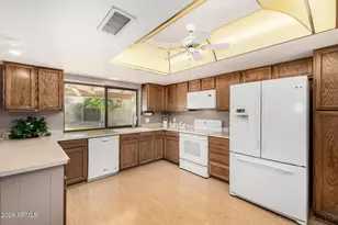 8629 N 49th Ave, Glendale, AZ 85302 - Photo 13