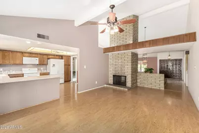 8629 N 49th Avenue, Glendale, AZ 85302 - Photo 15