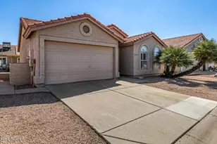1757 E Palm Beach Dr, Chandler, AZ 85249 - Photo 5