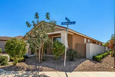 2209 E Meadowview Court, Gilbert, AZ 85298 - Photo 5