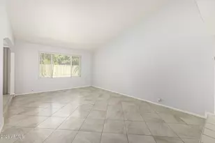 6610 W Turquoise Ave, Glendale, AZ 85302 - Photo 9