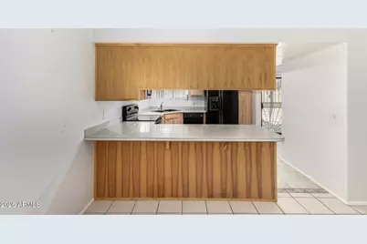 6610 W Turquoise Avenue, Glendale, AZ 85302 - Photo 13