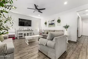 12001 W Chase Ln, Avondale, AZ 85323 - Photo 9