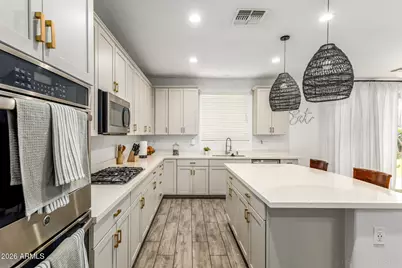 12001 W Chase Lane, Avondale, AZ 85323 - Photo 17