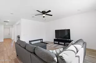 17057 W Molly Ln, Surprise, AZ 85387 - Photo 11