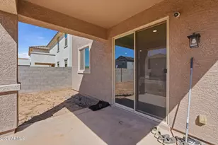17057 W Molly Ln, Surprise, AZ 85387 - Photo 37