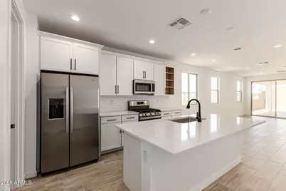15850 W Vogel Avenue, Goodyear, AZ 85338 - Photo 3