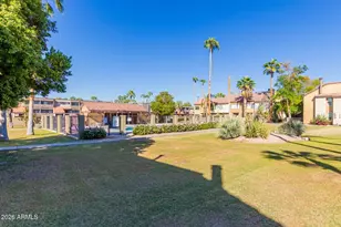 2040 S Longmore St, Mesa, AZ 85202 - Photo 25