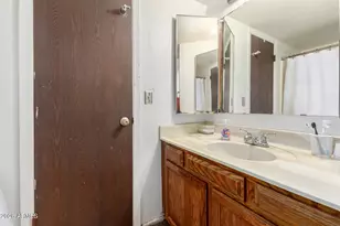 2040 S Longmore St, Mesa, AZ 85202 - Photo 11