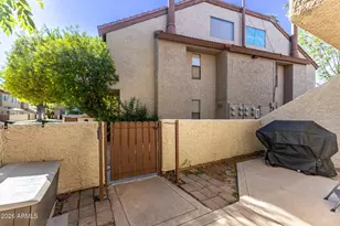 2040 S Longmore St, Mesa, AZ 85202 - Photo 19