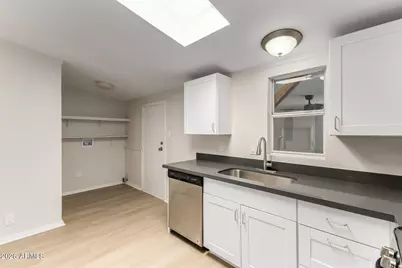 11275 N 99th Avenue #165, Peoria, AZ 85345 - Photo 9