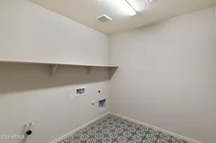 19039 W Rose Ln, Waddell, AZ 85355 - Photo 25