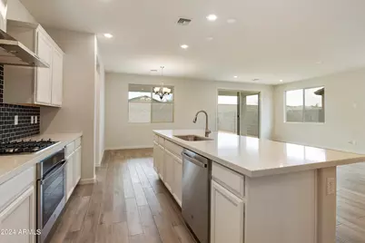 19039 W Rose Lane, Waddell, AZ 85355 - Photo 13