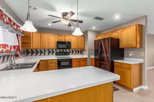 12630 N Blue Ridge Dr, Sun City, AZ 85351 - Photo 7