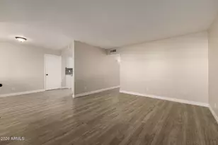 9918 N 95th Dr, Peoria, AZ 85345 - Photo 5