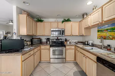 15225 N 100th Street #2201, Scottsdale, AZ 85260 - Photo 17
