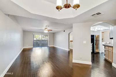 5104 N 32nd Street #Unit 122, Phoenix, AZ 85018 - Photo 1